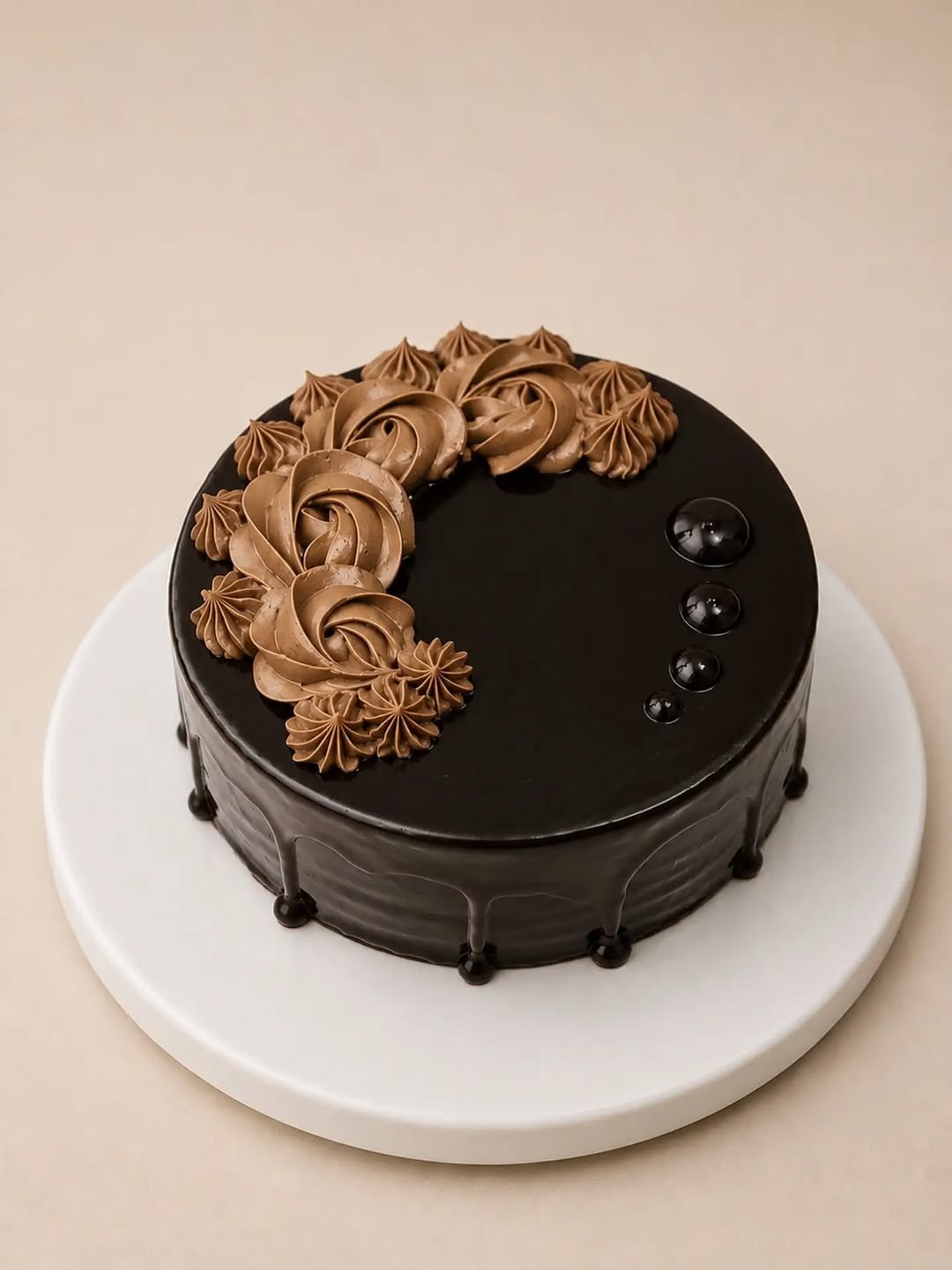 Floral celebration cake from Cakeloo